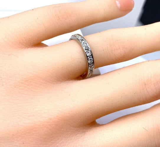 Bague 50 Demi-alliance - Bague en platine et diamants 58 Facettes AB615