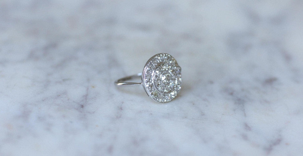 Bague 52.5 Art Déco - Bague cible ronde en or blanc et platine, diamants 58 Facettes