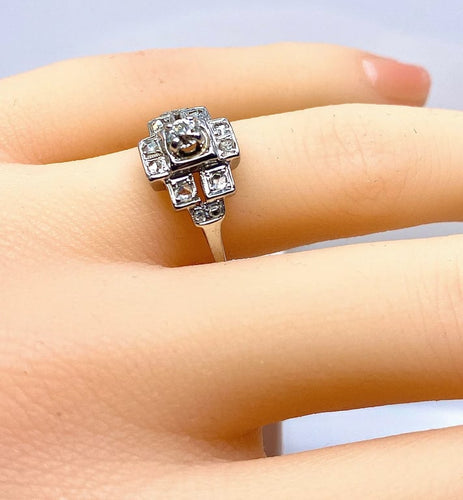 30efea64-a44a-4392-7f87-28ece7de4700