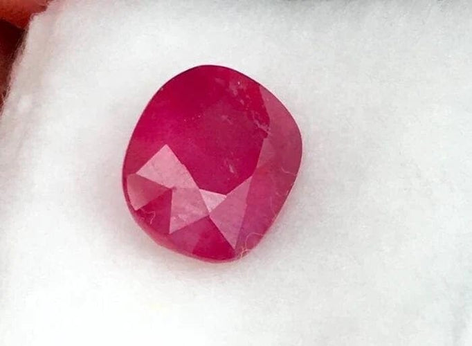 Gemstone Rubis naturel 9,02 ct taille coussin 58 Facettes 379