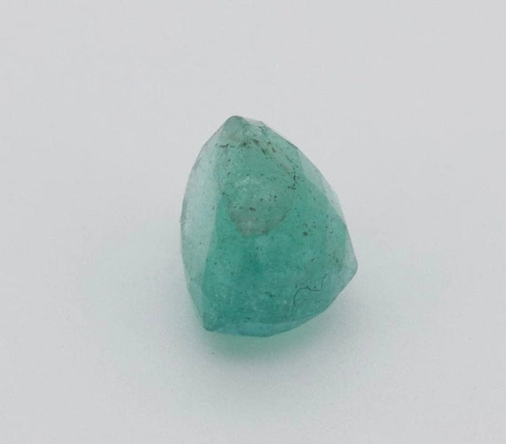 Gemstone Émeraude naturelle 1,10 ct (7 x 5 x 4 mm) 58 Facettes 326