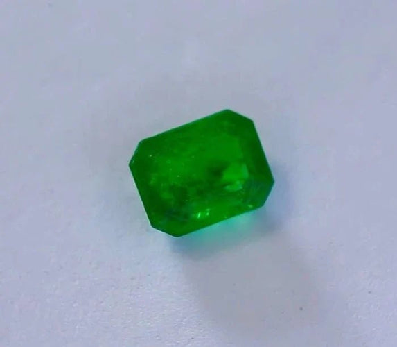 Gemstone Tsavorite 2,37 ct avec certificat GCI 58 Facettes 285