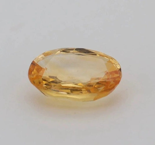 Gemstone Saphir jaune naturel non chauffé 0,94 ct, taille ovale 58 Facettes 157