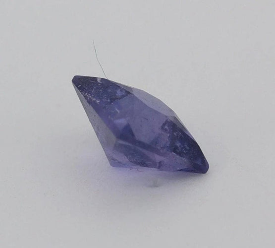 Gemstone Saphir violet naturel 0,52 ct taille carré 58 Facettes 159