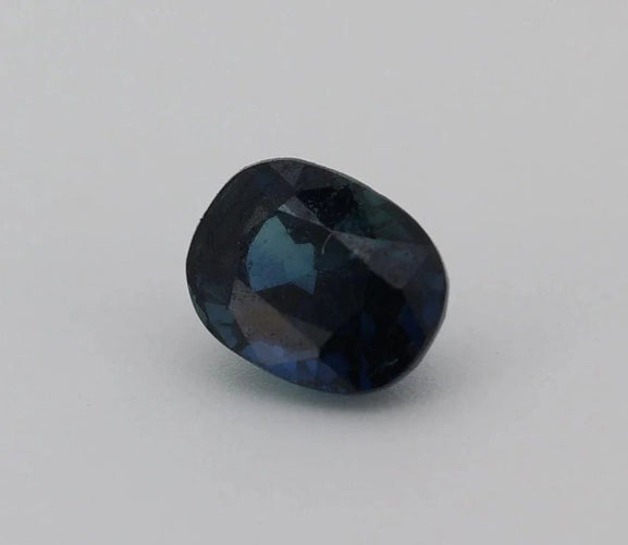 Gemstone Saphir bleu naturel 1,04 ct taille ovale 58 Facettes 104