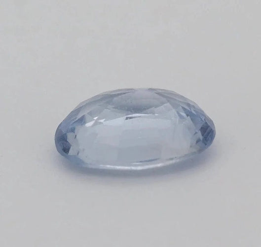 Gemstone Saphir bleu naturel chauffé 1,01 ct, taille ovale 58 Facettes 108