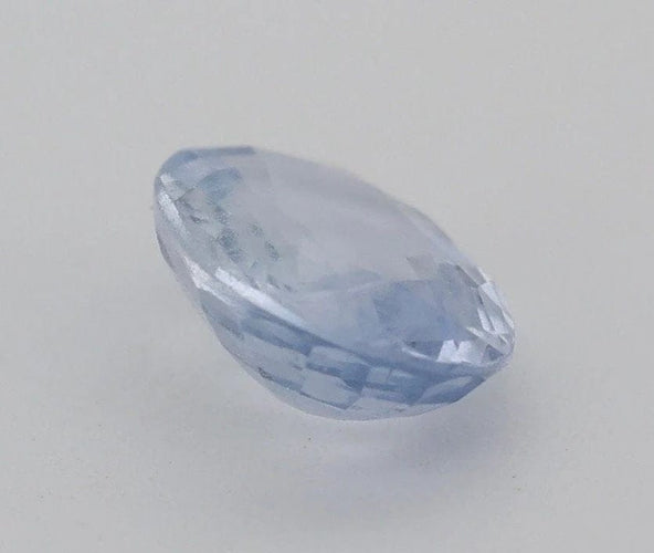 Gemstone Saphir bleu naturel chauffé 1,01 ct, taille ovale 58 Facettes 108