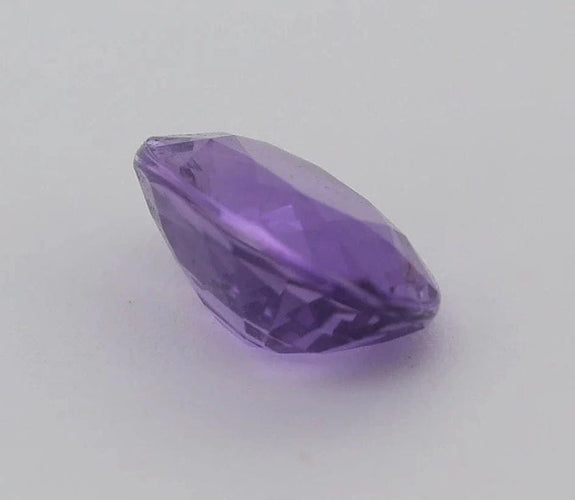 Gemstone Saphir violet non chauffé non traité 1,96 ct ovale 58 Facettes 440