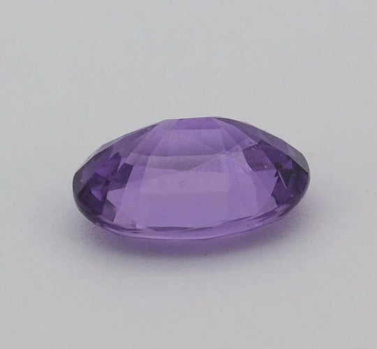 Gemstone Saphir violet non chauffé non traité 1,96 ct ovale 58 Facettes 440