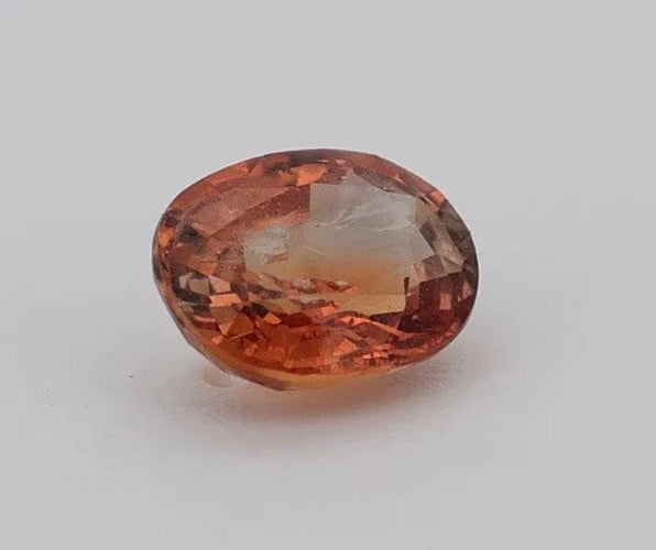 Gemstone Saphir padparadscha naturel ovale 0,46 ct avec certificat 58 Facettes 445