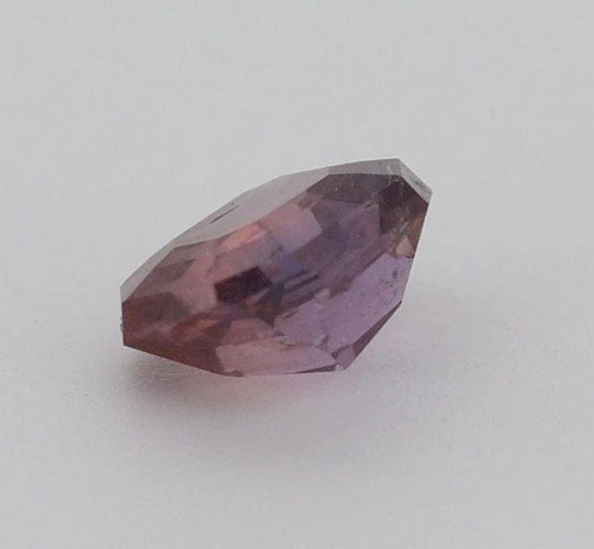 Gemstone Saphir padparadscha 0,87 ct non chauffé avec certificat CGL 58 Facettes 454