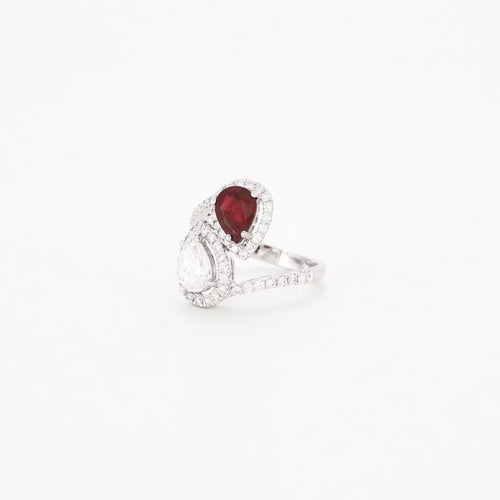 Bague 55 Bague en or blanc 18 ct avec diamants et rubis 58 Facettes