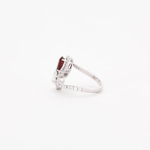Bague 55 Bague en or blanc 18 ct avec diamants et rubis 58 Facettes