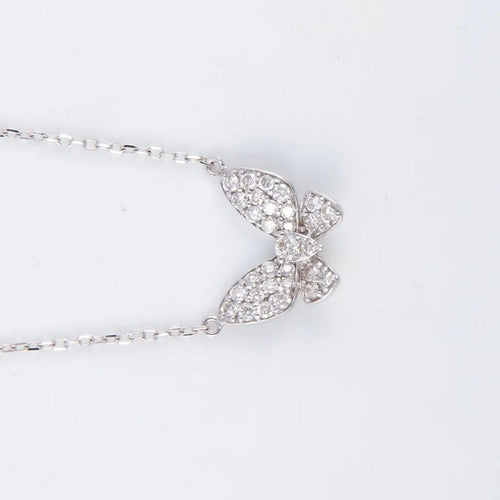 Collier Collier papillon en or blanc et diamants 58 Facettes