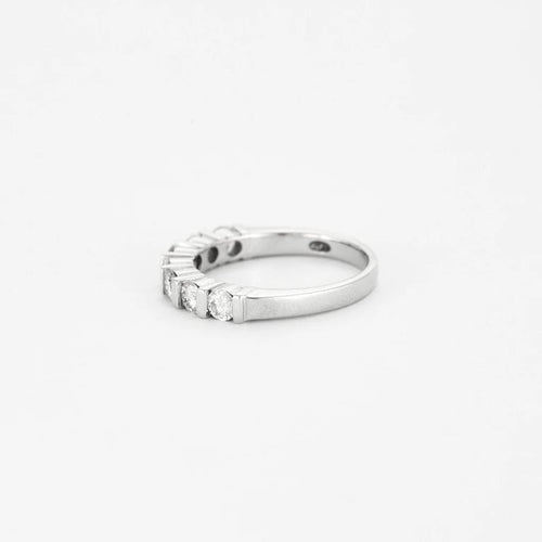 Bague 54 Alliance demi-tour en or blanc 750 et diamants 58 Facettes