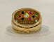 Bague 52 Bague jonc en or jaune 18K sertie d’émeraudes, rubis, saphirs et diamants 58 Facettes