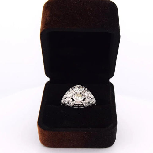 Bague 57 Bague ancienne en or blanc 18 carats et diamants 58 Facettes AN P7