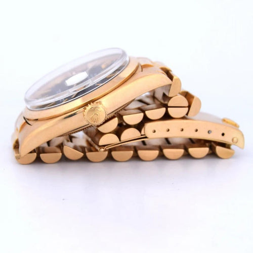 Montre Rolex - Montre Oyster Perpetual Day-Date réf. 1802 en or jaune 18 ct 58 Facettes OG4