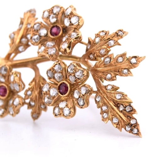 Broche Broche vintage en or jaune 18 carats avec rubis et diamants 58 Facettes SP18 (00229)