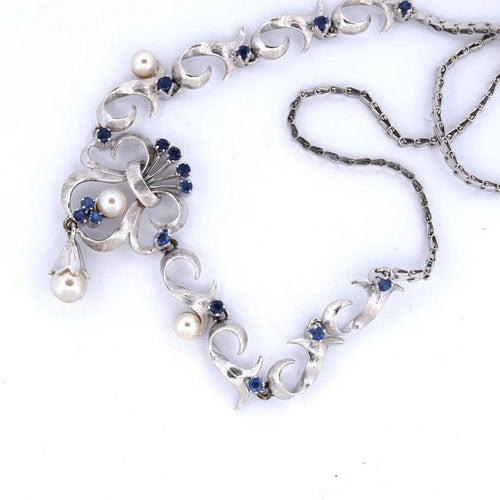 Collier Collier vintage - Collier en or blanc 18 carats avec saphirs et perles 58 Facettes