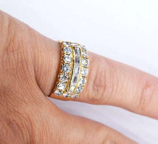 Bague 55 Bague bande en or jaune 18 kt et diamants 58 Facettes