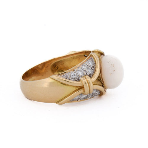 Bague 56 Bague en or jaune 18 carats avec corail rose et diamants 58 Facettes AN47