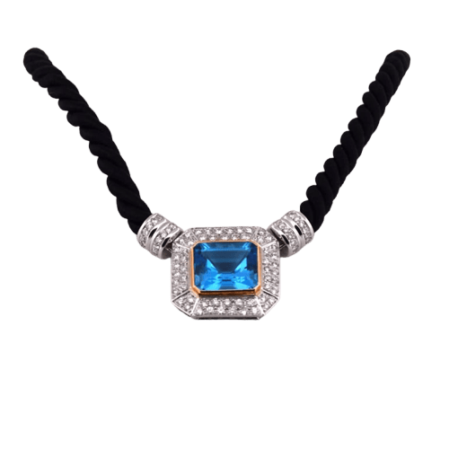 Pendentif Pendentif années 80 en or jaune 18 carats, topaze bleue et diamants 58 Facettes