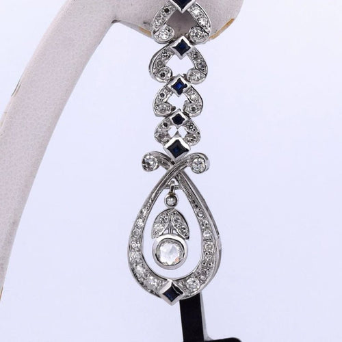 Boucles d'oreilles Boucles d'oreilles en or blanc 18 carats avec diamants et saphirs 58 Facettes