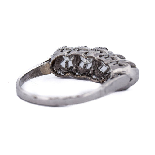 Bague 57 Bague antique en or blanc 18 kt avec diamants 58 Facettes AN265 (00019)