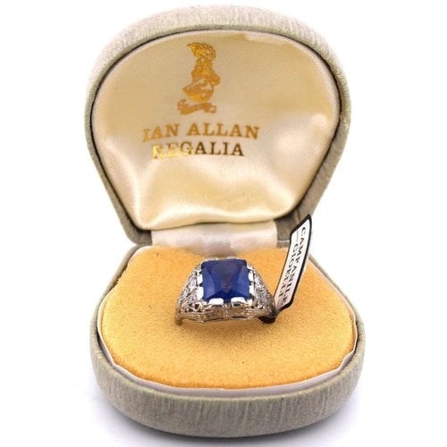 Bague 55 Bague ancienne en platine avec saphir et diamants 58 Facettes