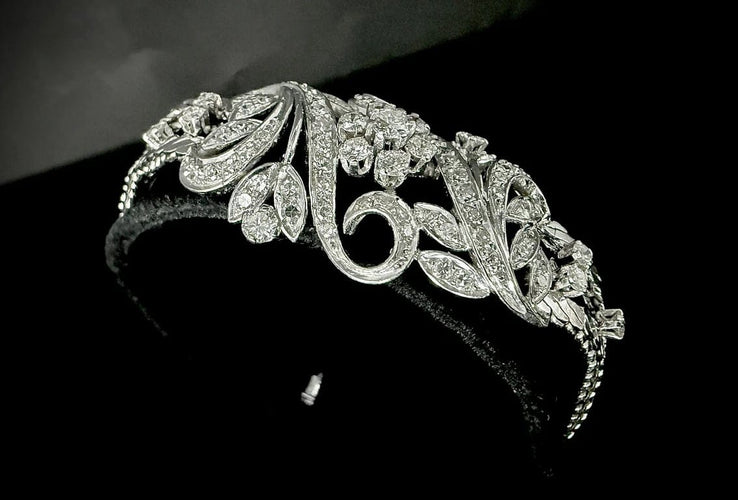 Bracelet Bracelet en or blanc 18 carats serti de 4 carats de diamants 58 Facettes