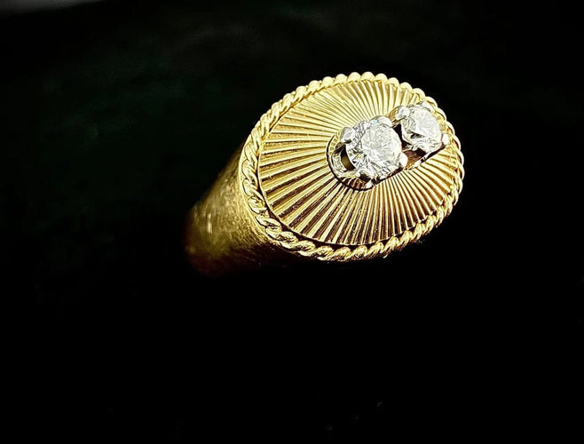 Bague 60.5 Bague ovale en or jaune 18 carats sertie de deux diamants 58 Facettes