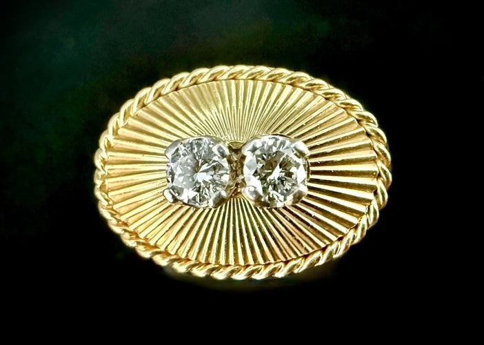 Bague 60.5 Bague ovale en or jaune 18 carats sertie de deux diamants 58 Facettes