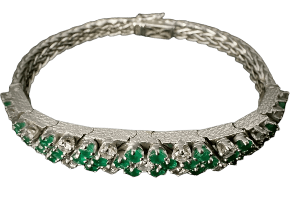 Bracelet Bracelet en or blanc 18 carats pavé de diamants et émeraudes 58 Facettes