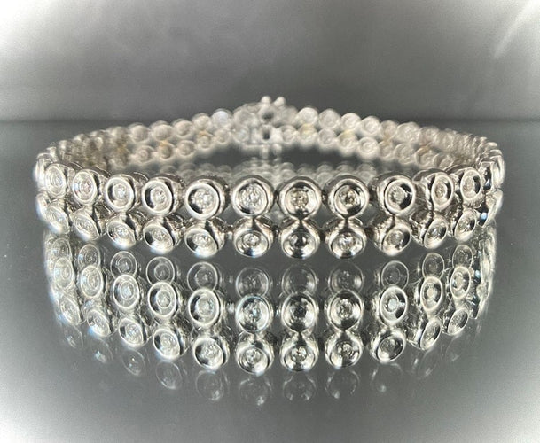 Bracelet Bracelet rivière double en or blanc 18 carats et 80 diamants 58 Facettes