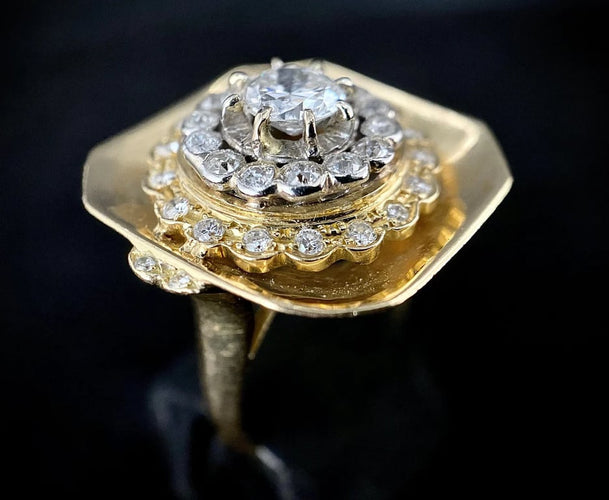 ecb65476-199e-4531-2574-c3bb09350400