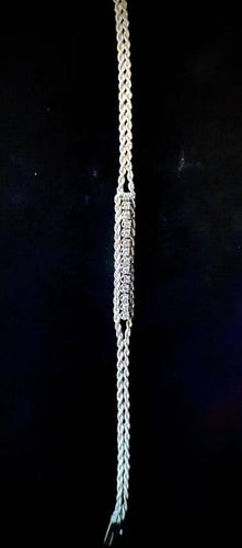 Bracelet Bracelet torsadé en or blanc 14 carats et diamants 58 Facettes