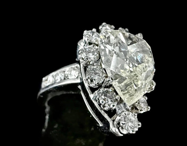 Bague 54 Bague en or blanc 18 carats avec diamant poire 5 carats 58 Facettes