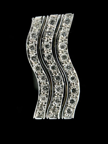 Bague 55 Bague en or blanc 18 carats sertie de 57 diamants taille brillant 58 Facettes