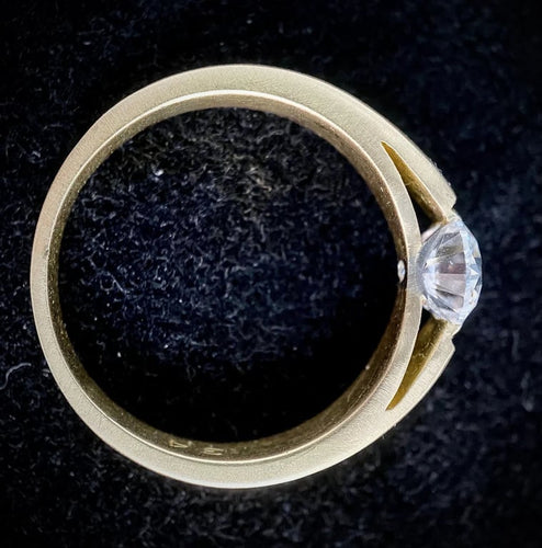 868e7453-42cb-491f-1b32-473c8544f300