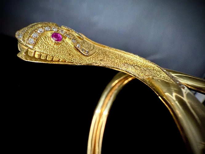 8ce8dcd9-e7ba-4acf-9cad-4a135d5de300