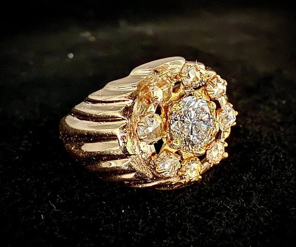 Bague 54.5 Bague en or jaune 18 carats sertie de diamants 58 Facettes