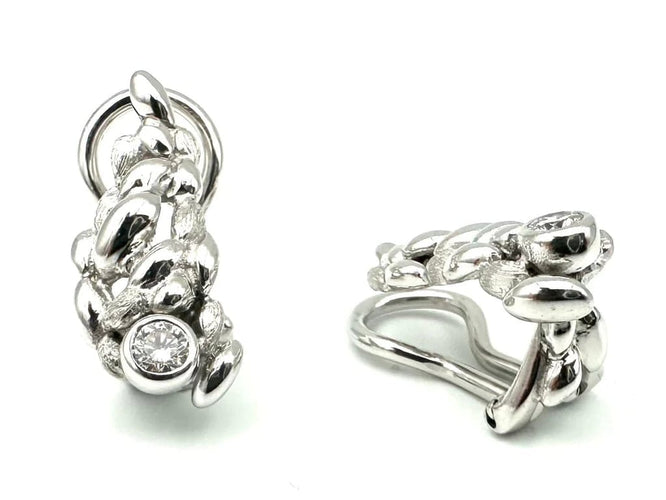 Boucles d'oreilles Gilbert Albert - Boucles d’oreilles clips en or blanc 18K et diamants 58 Facettes