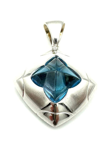 Pendentif BVLGARI Pyramide - Pendentif en or blanc et topaze bleue 58 Facettes