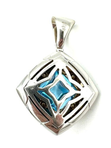 Pendentif BVLGARI Pyramide - Pendentif en or blanc et topaze bleue 58 Facettes