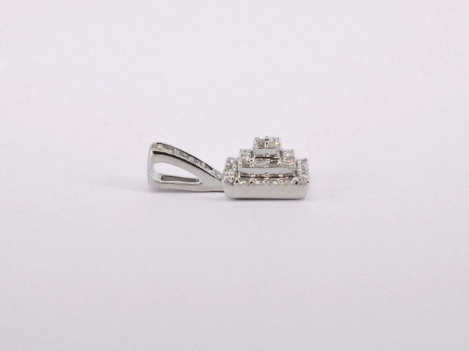 Pendentif Pendentif en or blanc 14 carats avec diamants 58 Facettes 2024