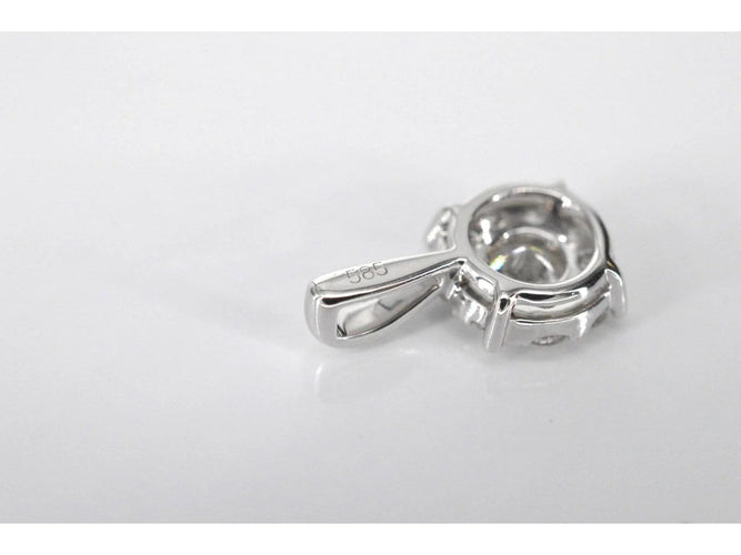 Pendentif Pendentif en or blanc 14 carats avec diamants 58 Facettes 2074