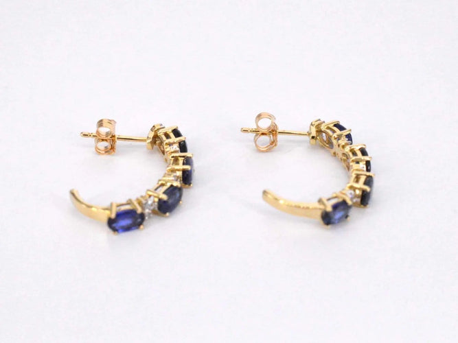 Boucles d'oreilles Boucles d’oreilles en or 14 carats avec diamants et saphir 58 Facettes 2131