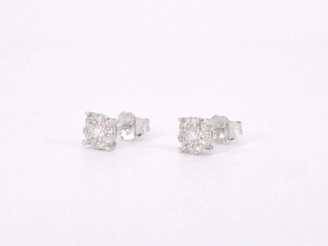 Boucles d'oreilles Boucles d'oreilles en or blanc 14 carats serties de diamants 58 Facettes 2157