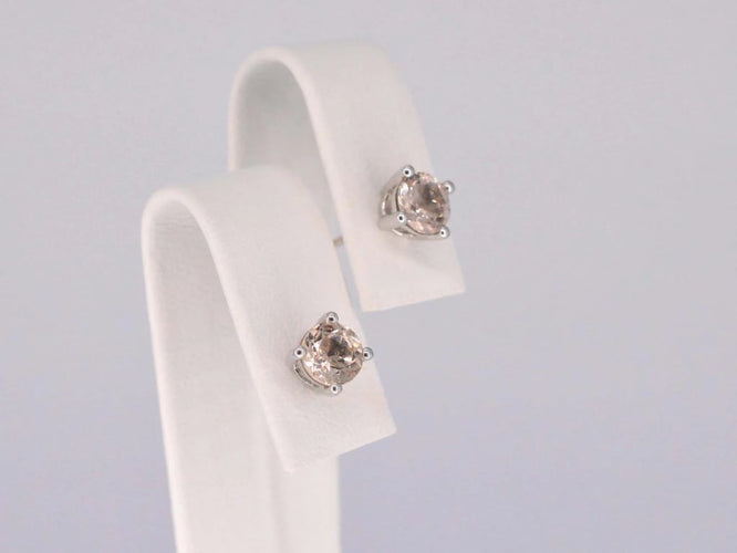 22eaedb5-b3bb-4b61-35b7-4e813c0ea700